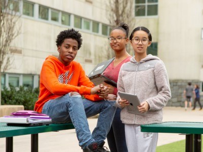 3 middle school students